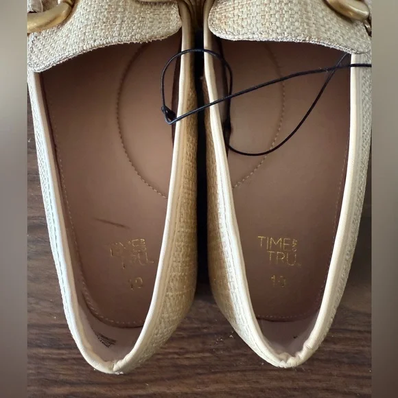 NWT Time and Tru Women's Faux Raffia Slip On Gold Buckle Loafers Flats Size 10 - Picture 5 of 7